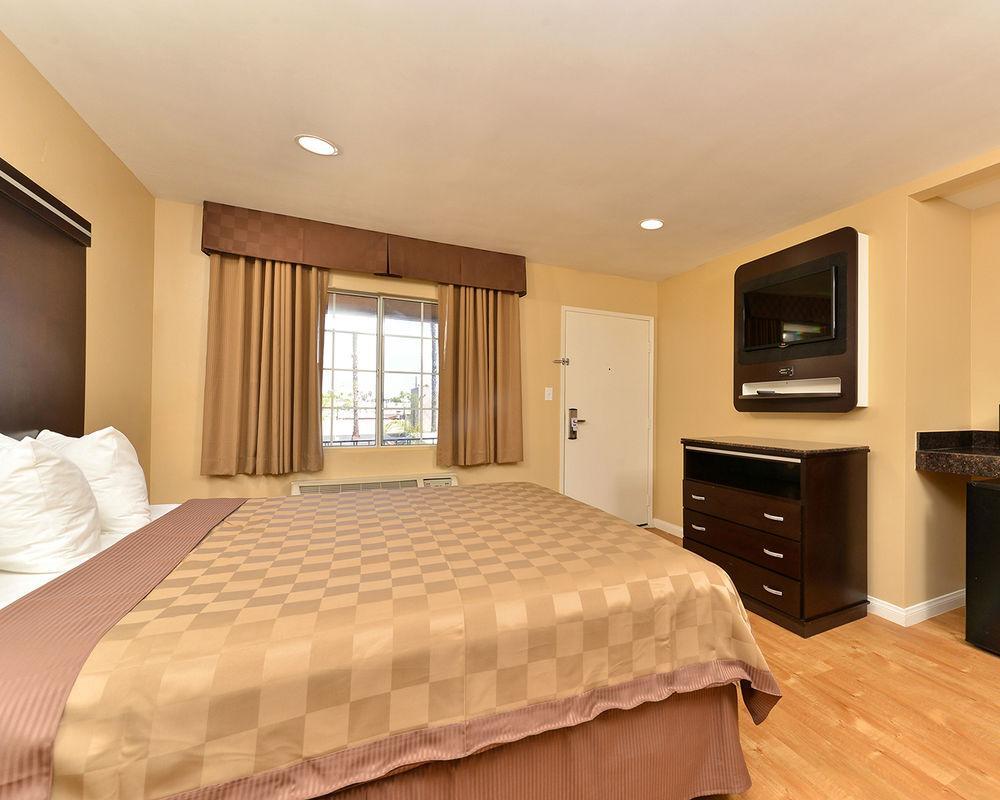 Rodeway Inn & Suites Chula Vista San Diego South Екстер'єр фото