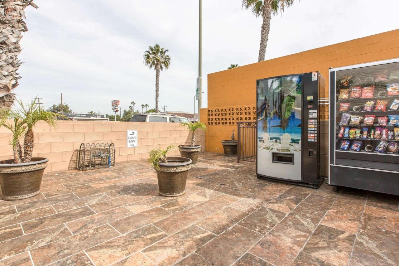 Rodeway Inn & Suites Chula Vista San Diego South Екстер'єр фото